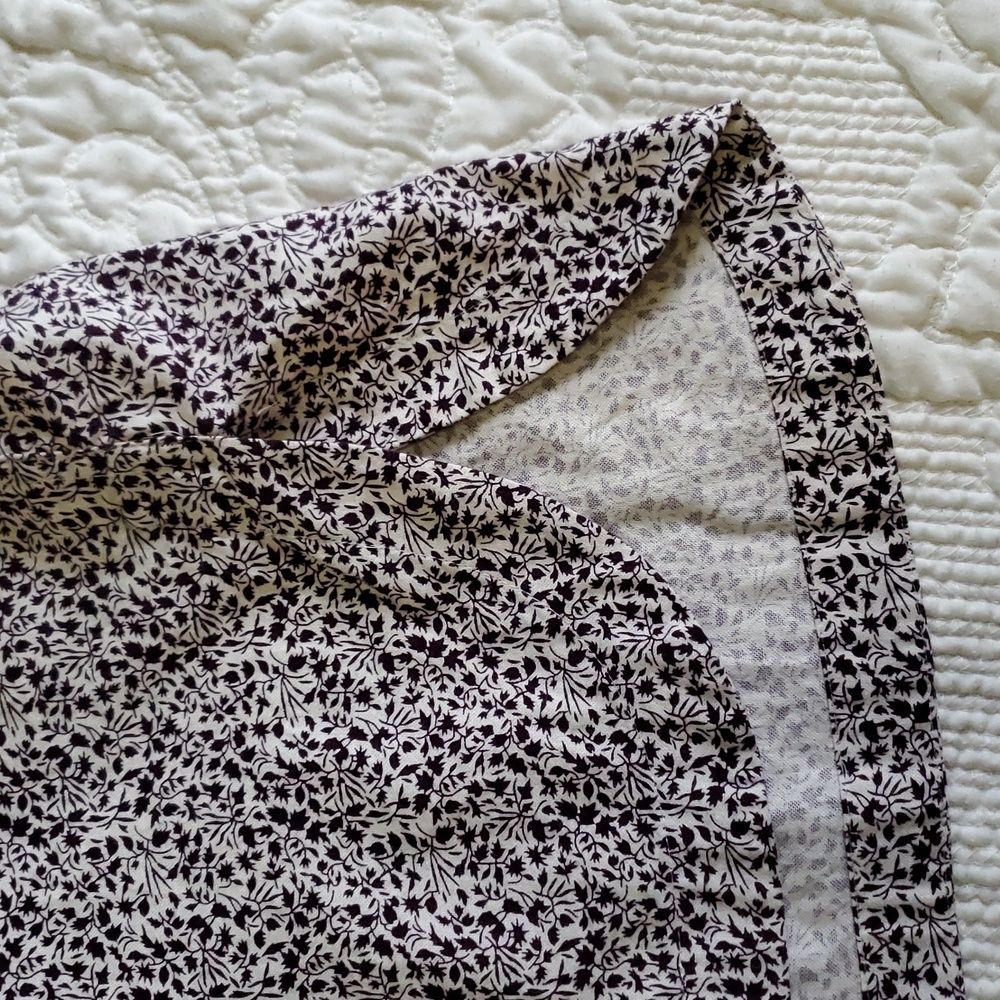 Duluth Trading Co. Women's Purple Floral Cotton Button-Up Shirt Size M NWT - Picture 4 of 5